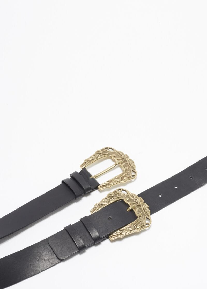 Belt with double buckle