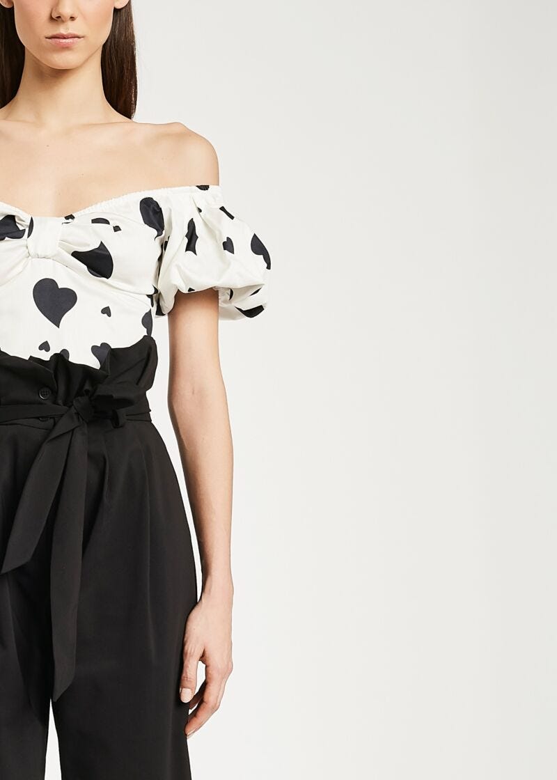 Top with puffball sleeves