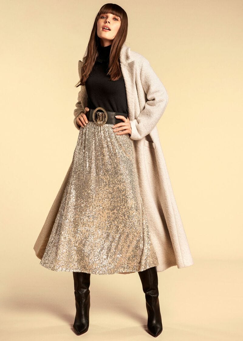 Skirt with sequin embroidery