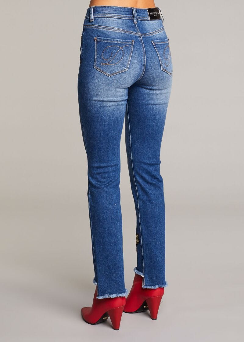 Jeans with embroidered patches