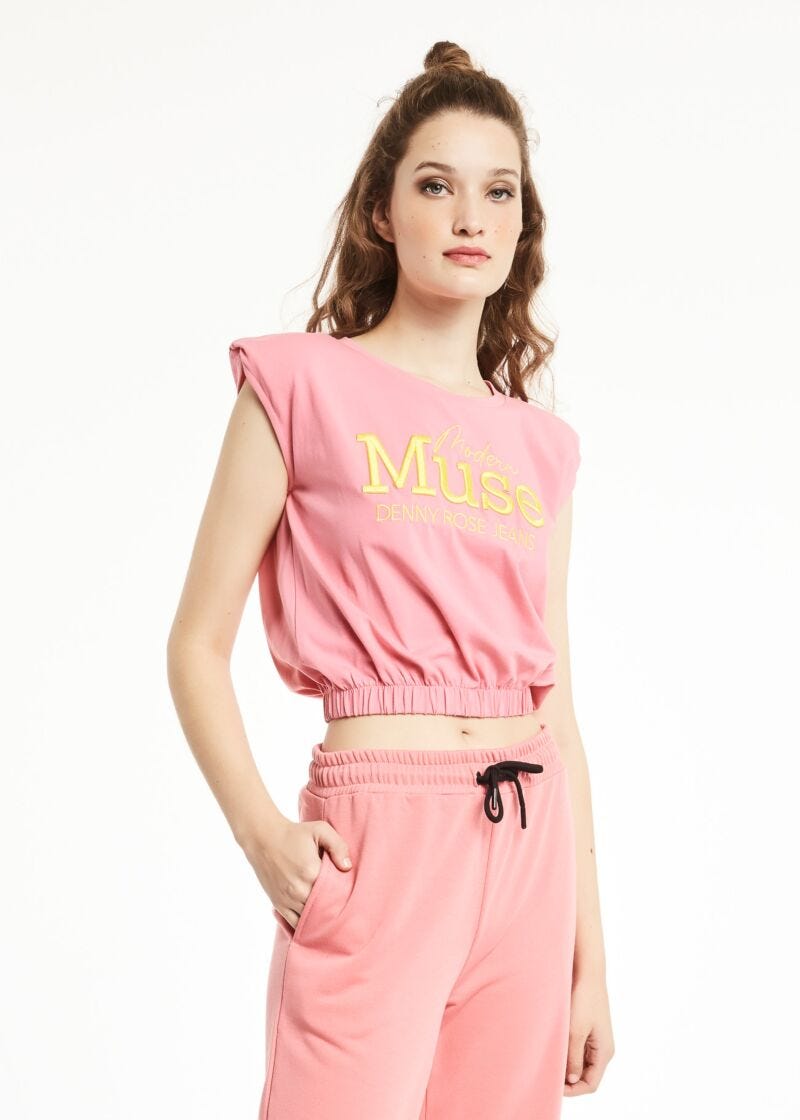 T-shirt con ricamo
