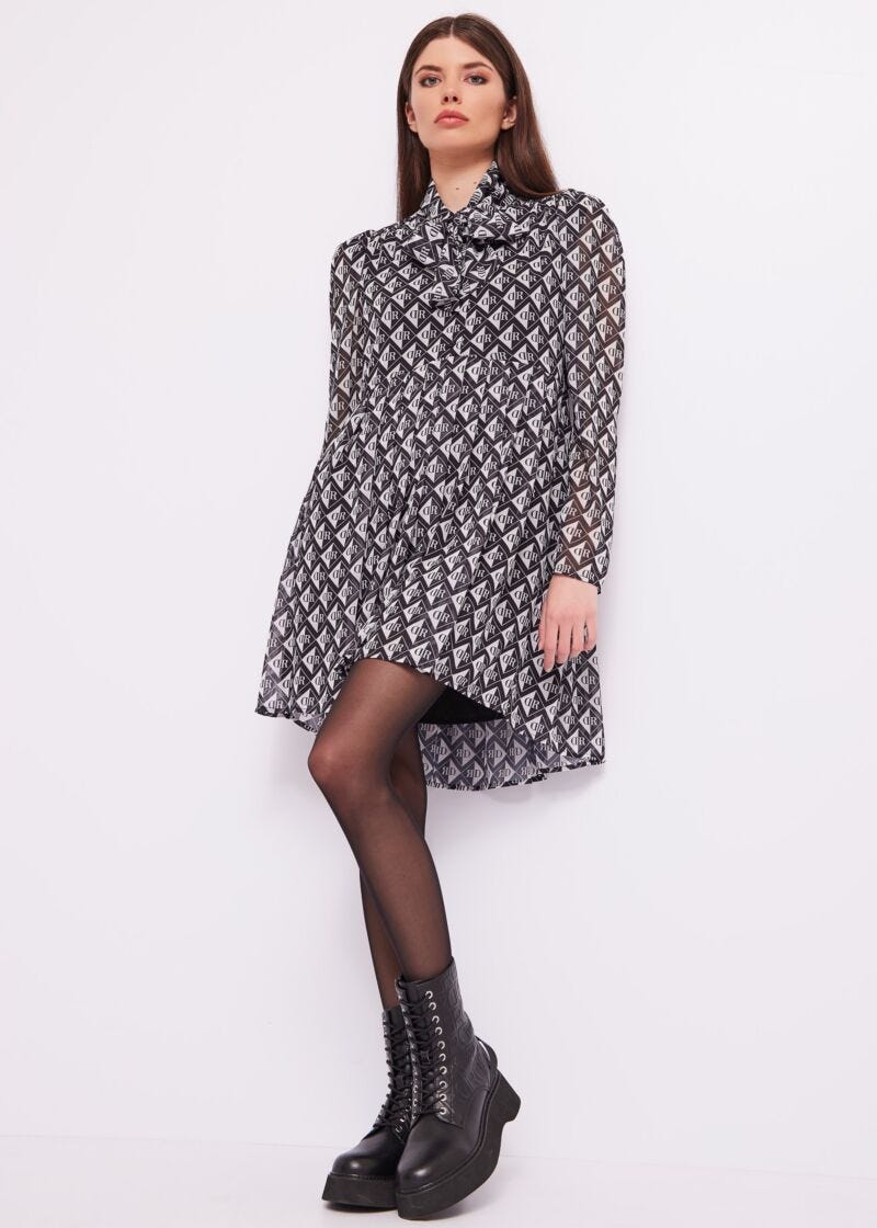 Dress with print