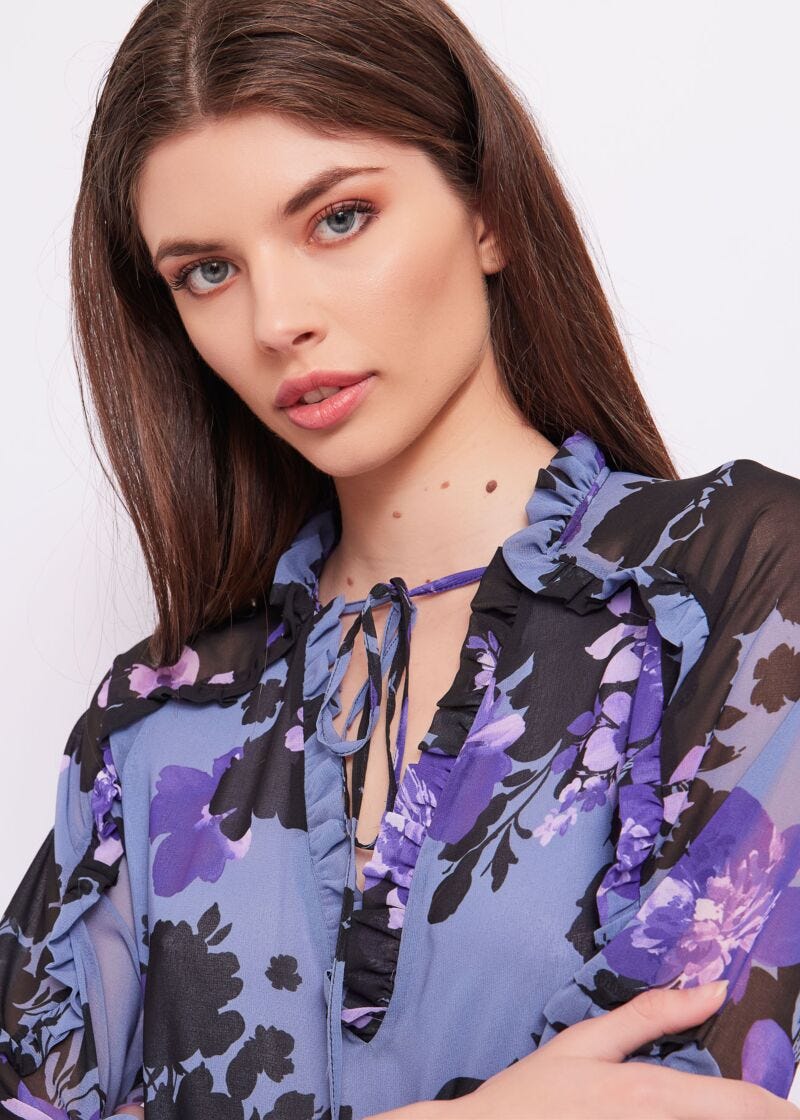 Floral-print blouse