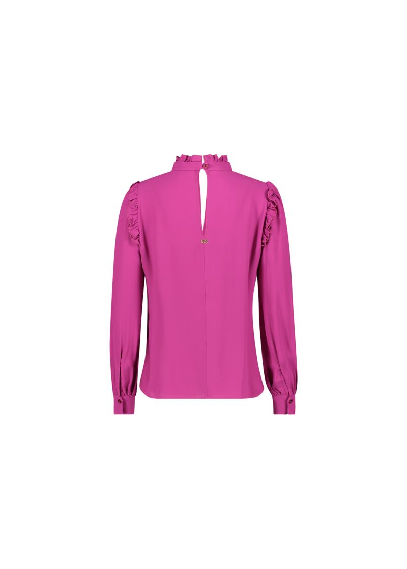 Blouse with ruffles