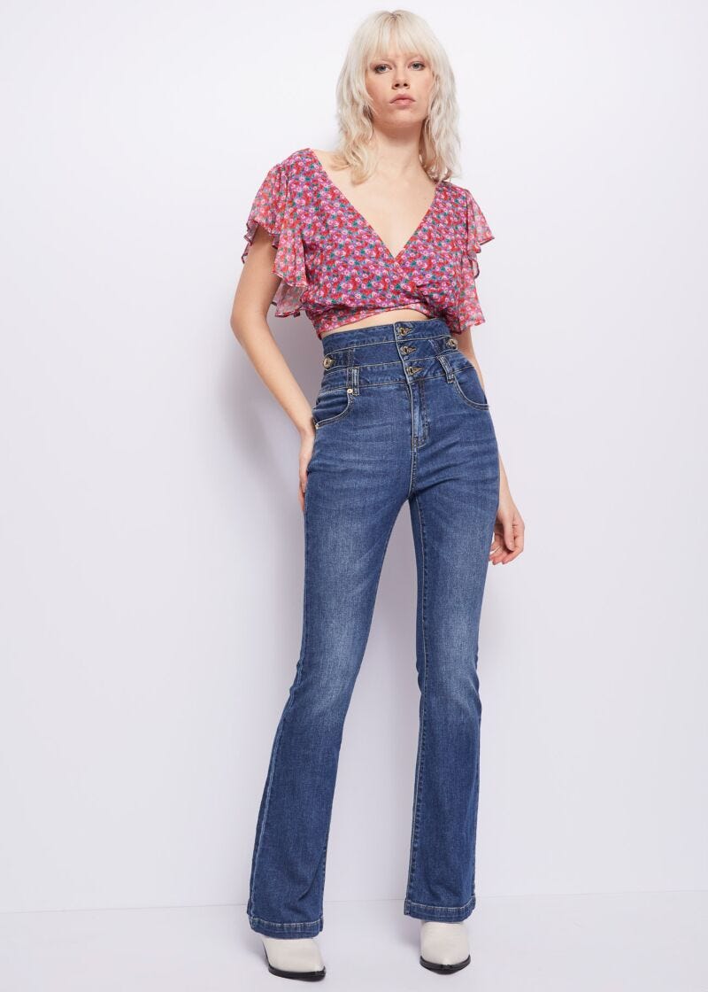 High-waist jeans