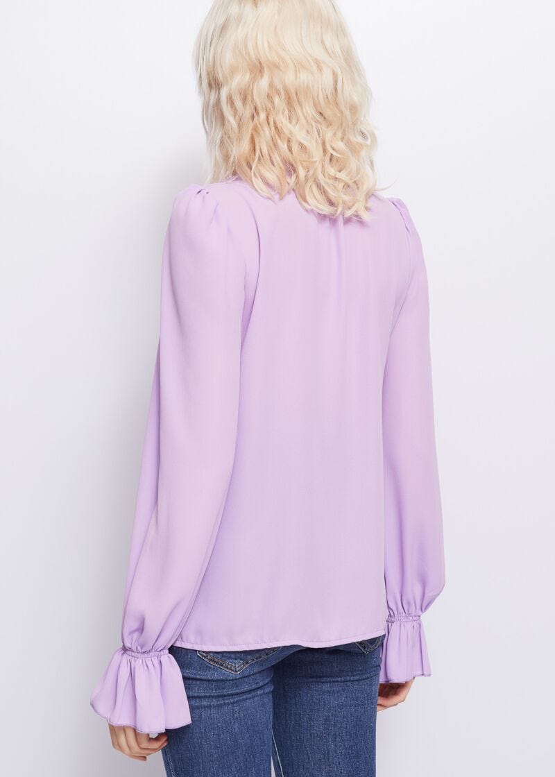 Blouse with ruffles