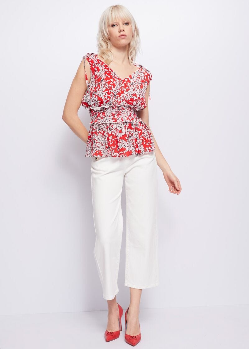 Top con cuori