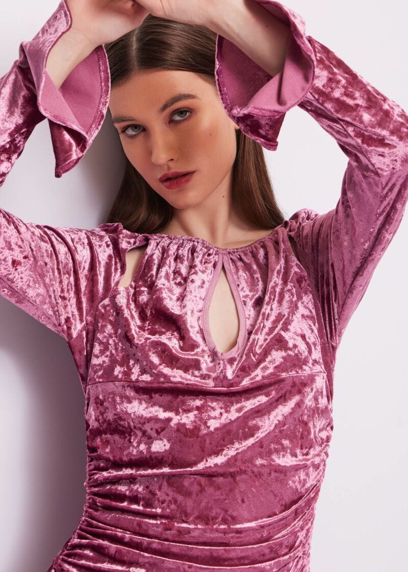 Mini abito in ciniglia rosa