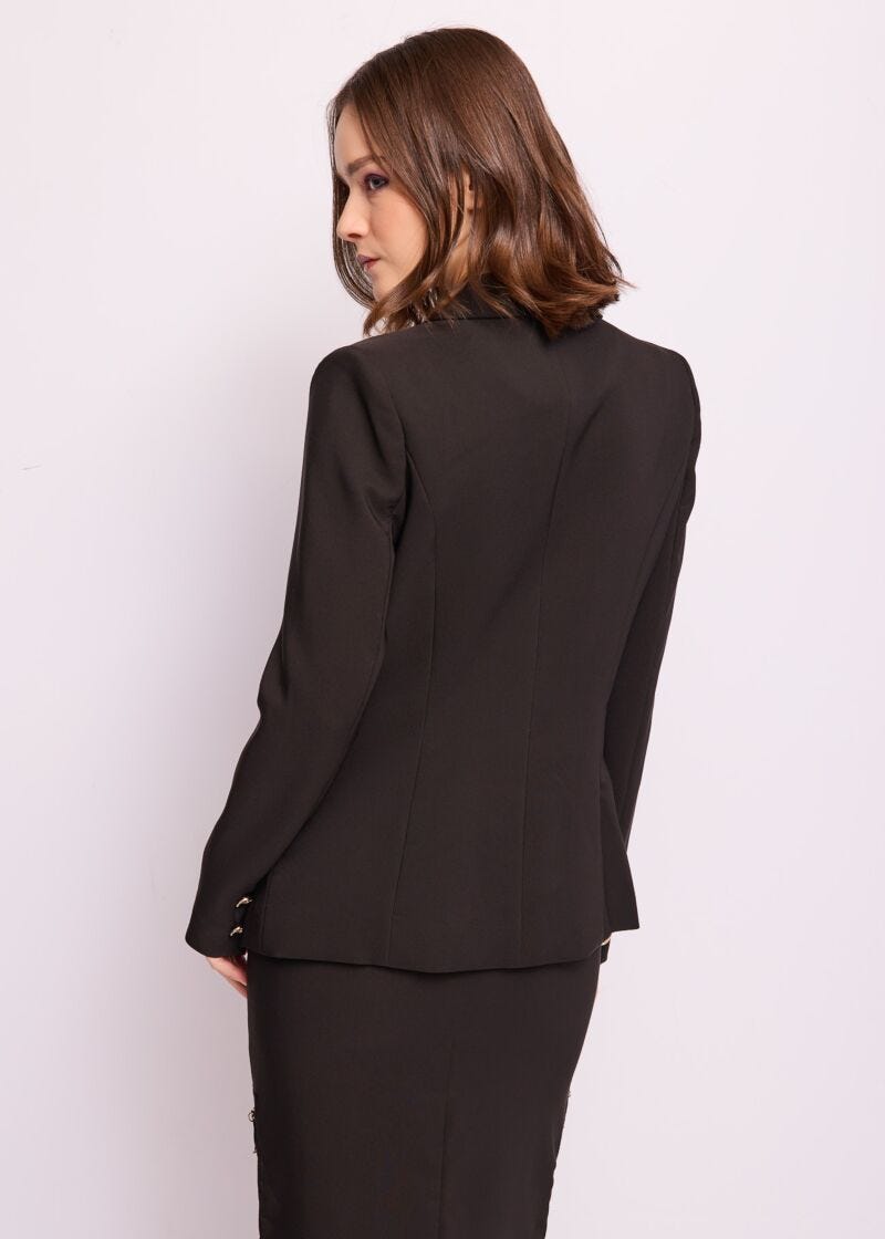 Blazer nero con ganci e laccetti