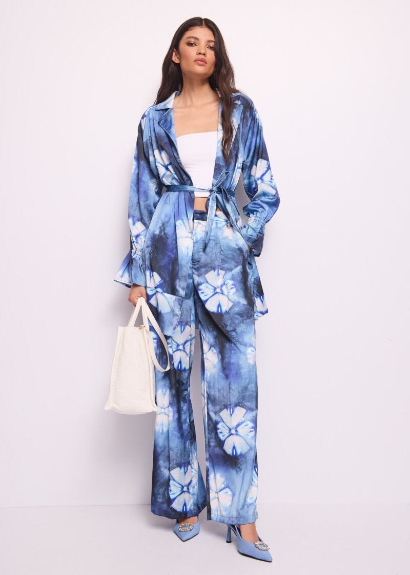 Pantaloni blu in raso stampato