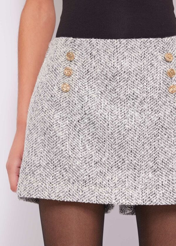 Miniskirt with sequins