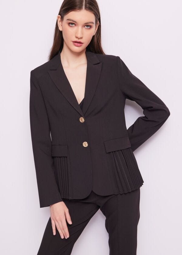 Black blazer with pleated detail Denny Rose