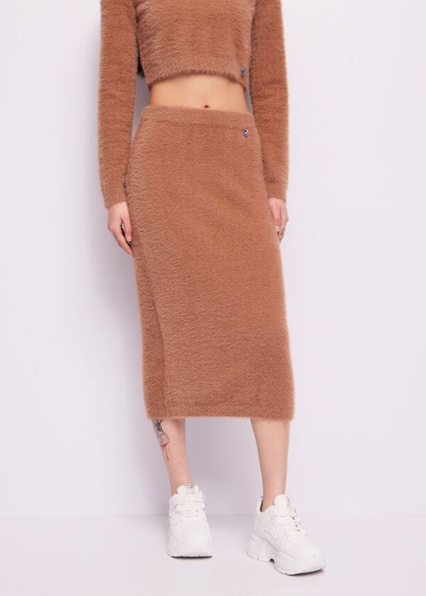 Brown knitted skirt