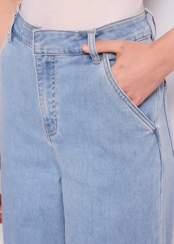 Jeans in cotone con piega