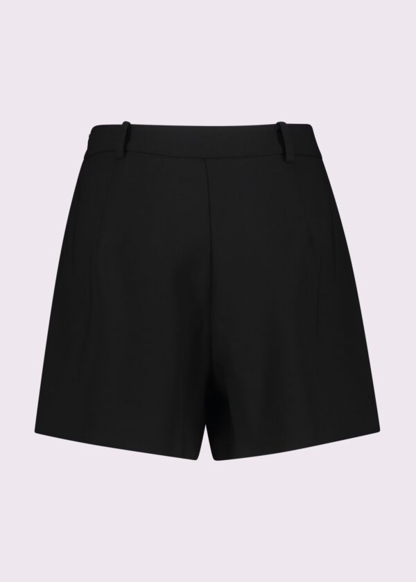 Short nero con catene