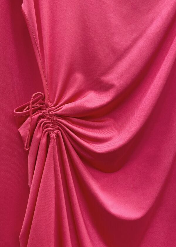 Dress with drawstring