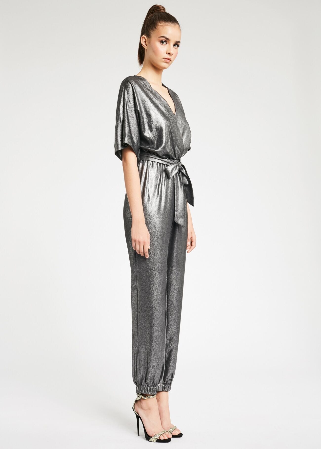 Jumpsuit in lam&eacute; fabric