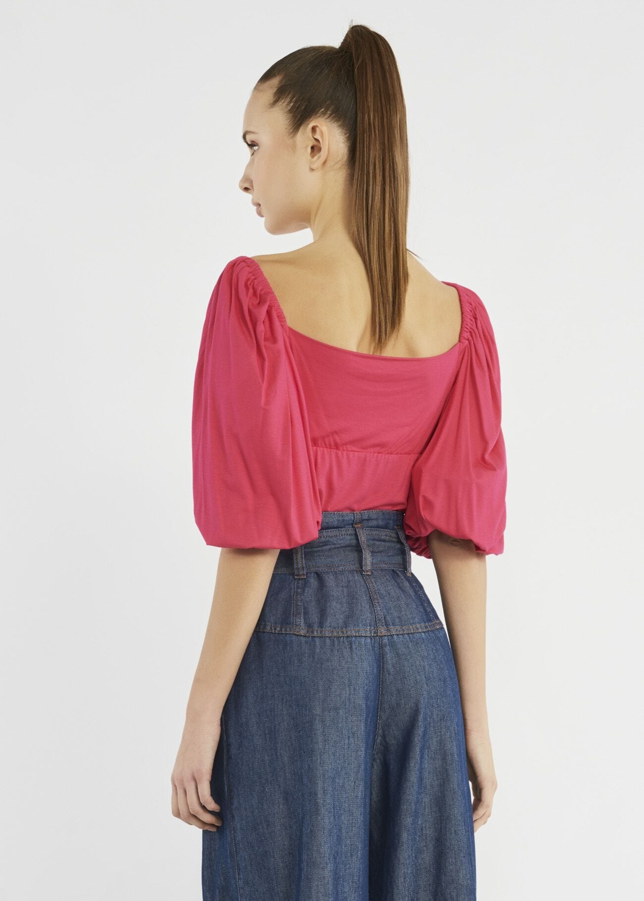 Top with sweetheart neckline