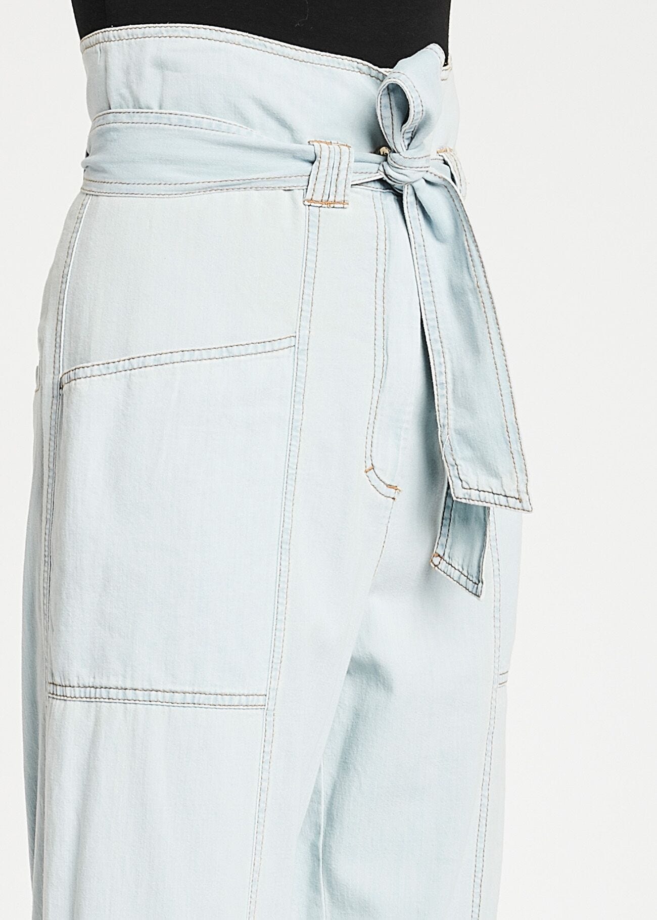 High-rise jeans