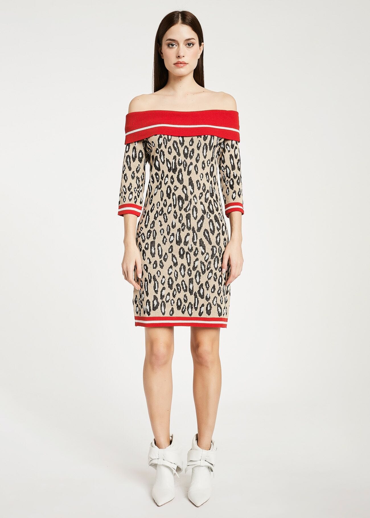 Knitted dress with animal pattern