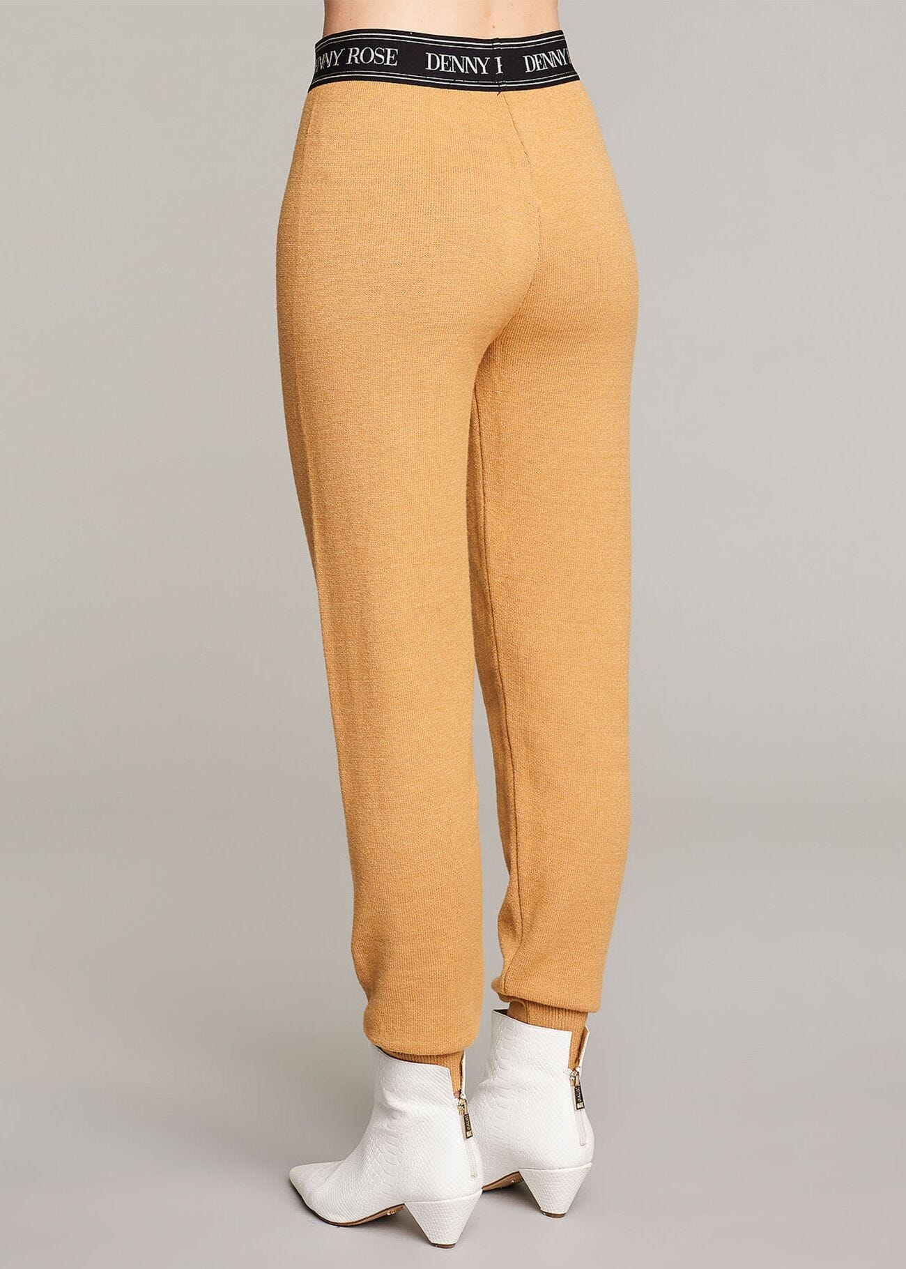 Pantaloni jogging