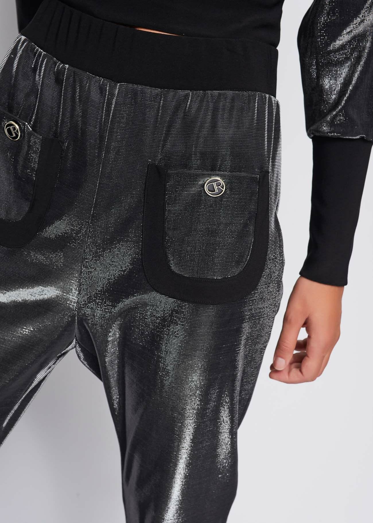 Joggers in laminated fabric