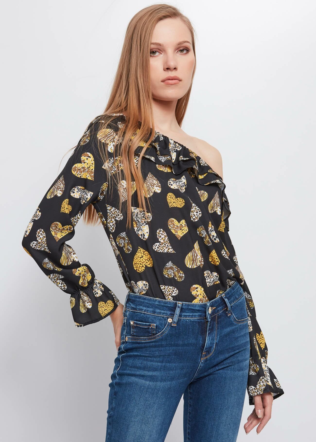 Blusa con cuori