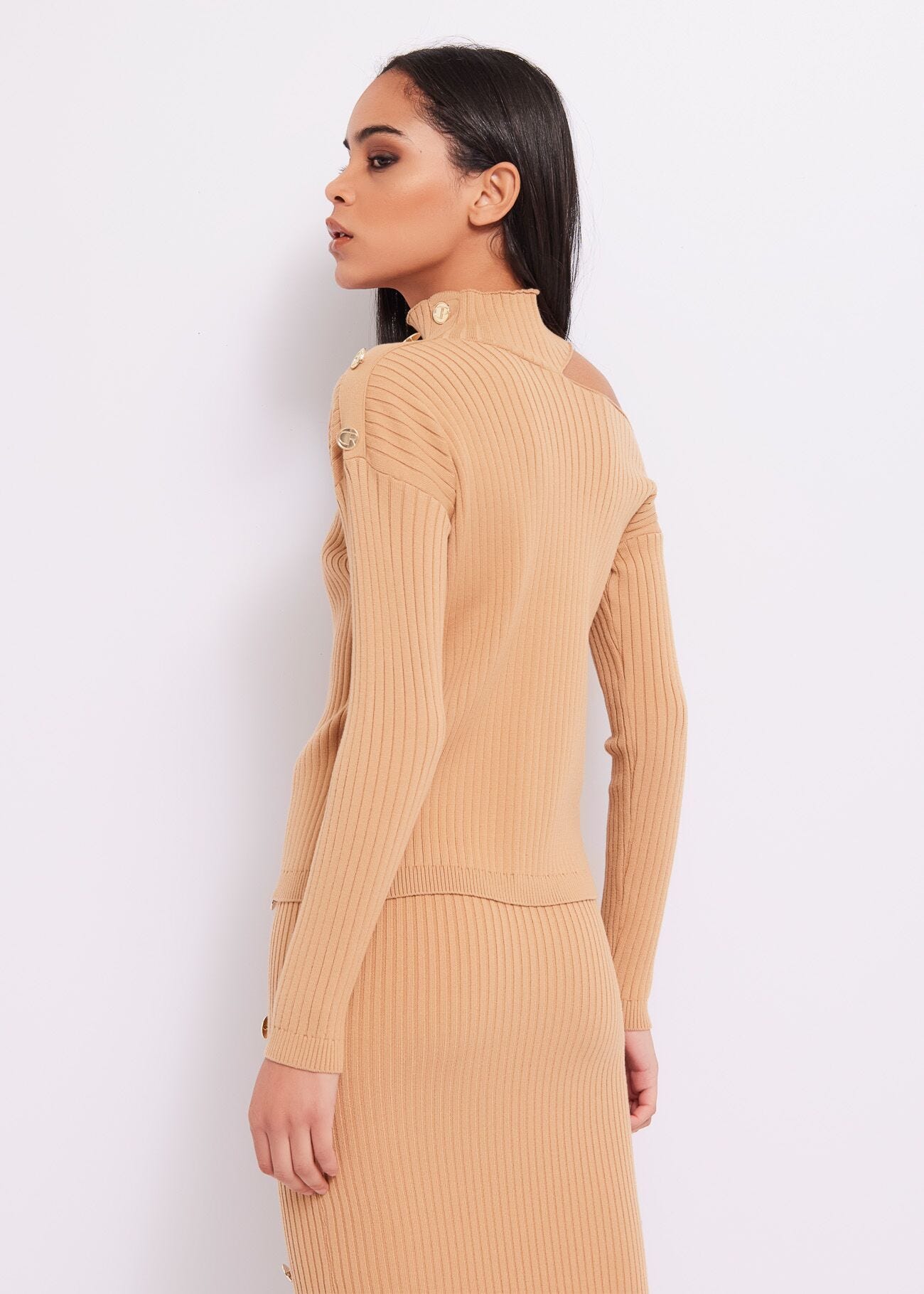 High-neck jumper