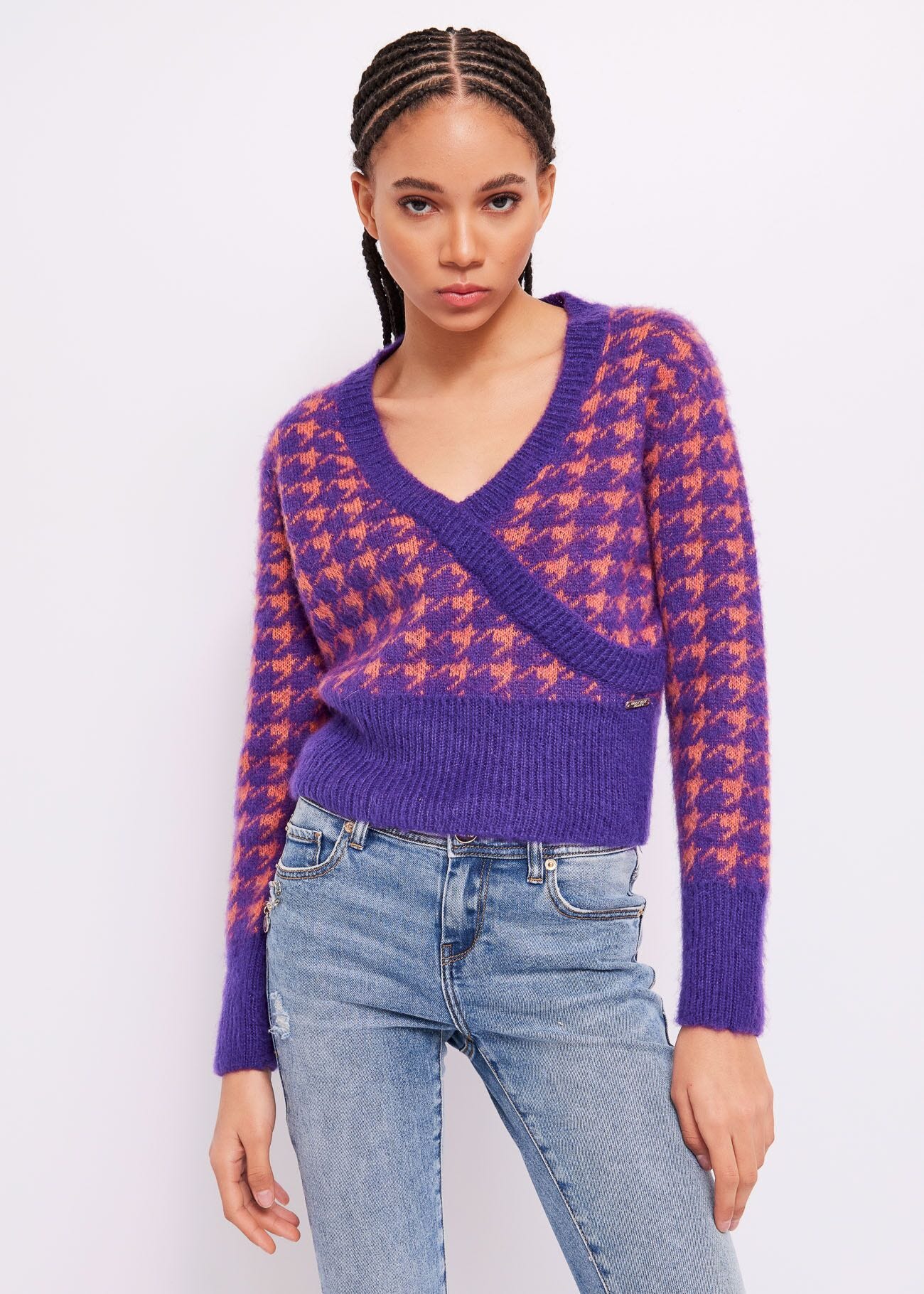 Houndstooth jumper