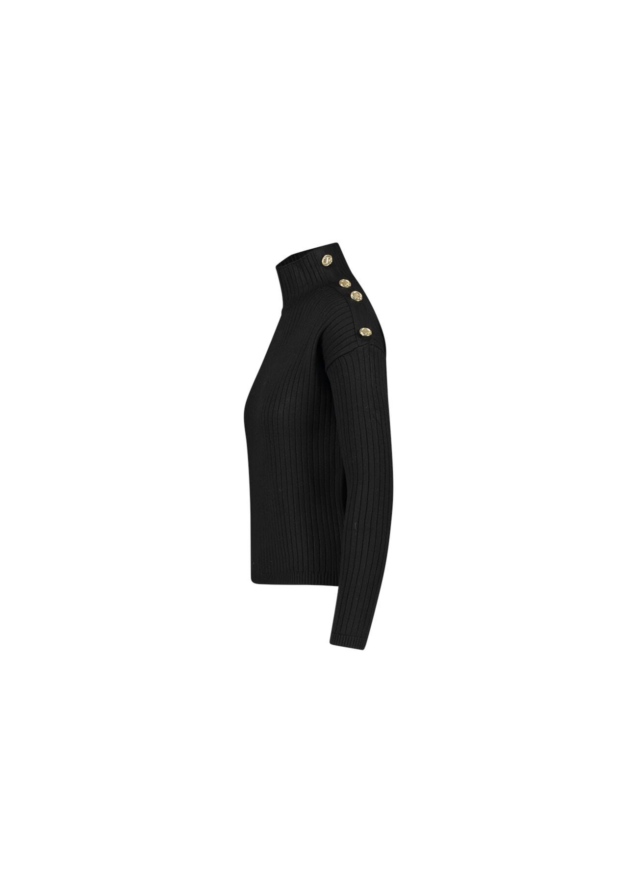 High-neck jumper