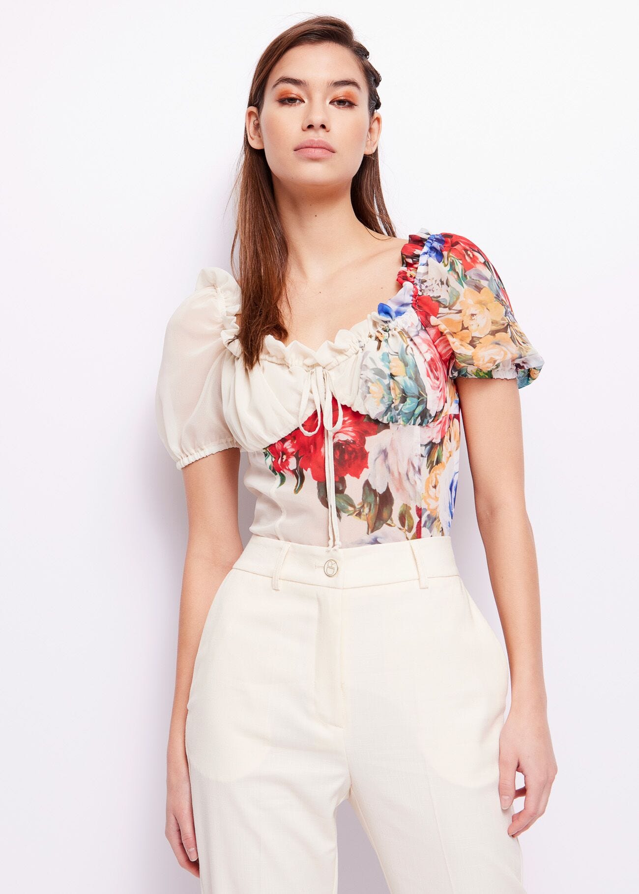 Blusa con stampa floreale