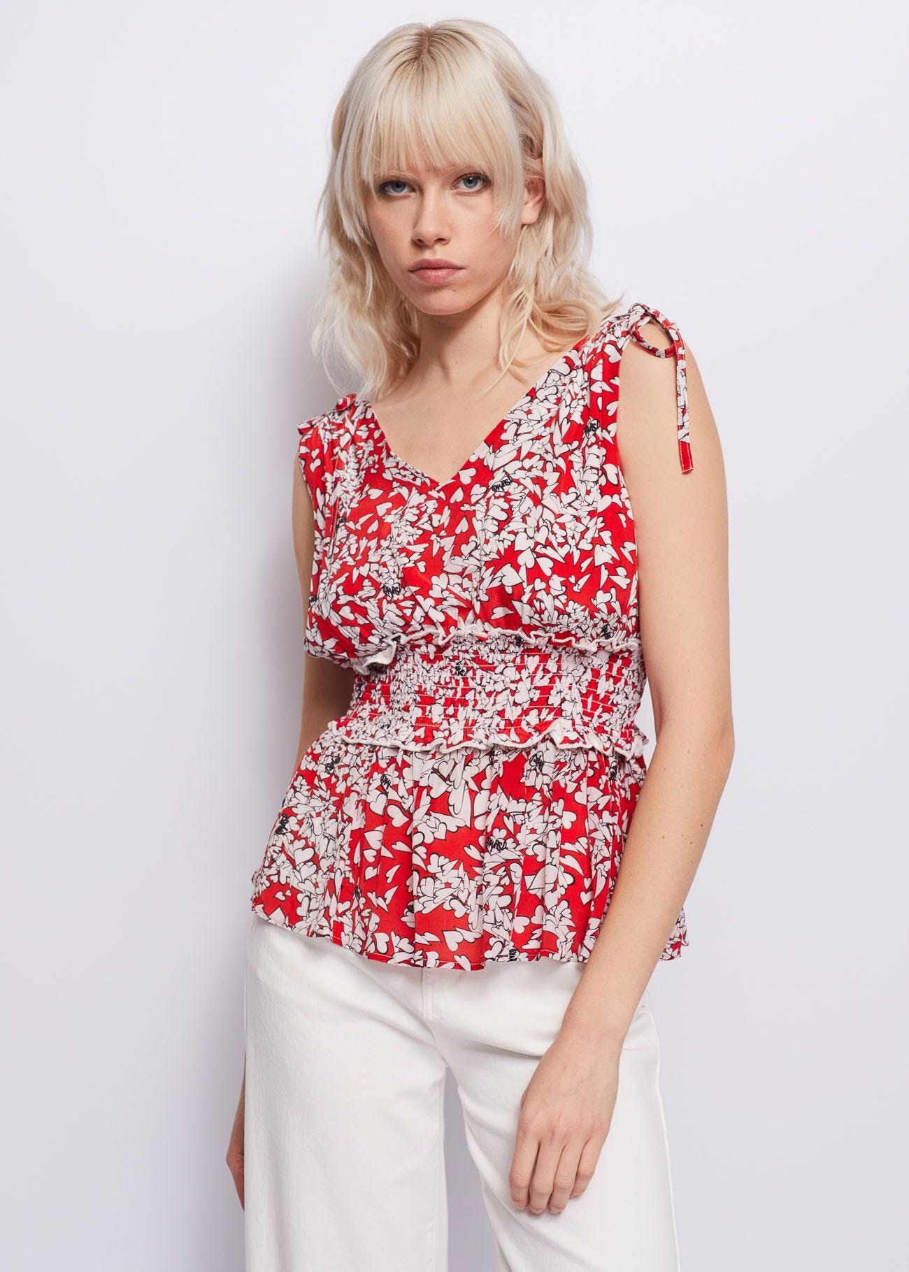 Top con cuori
