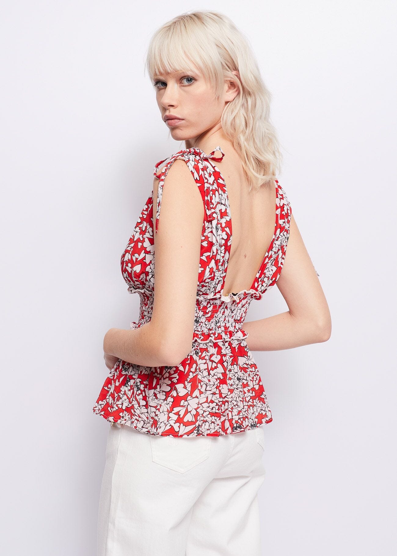 Top con cuori
