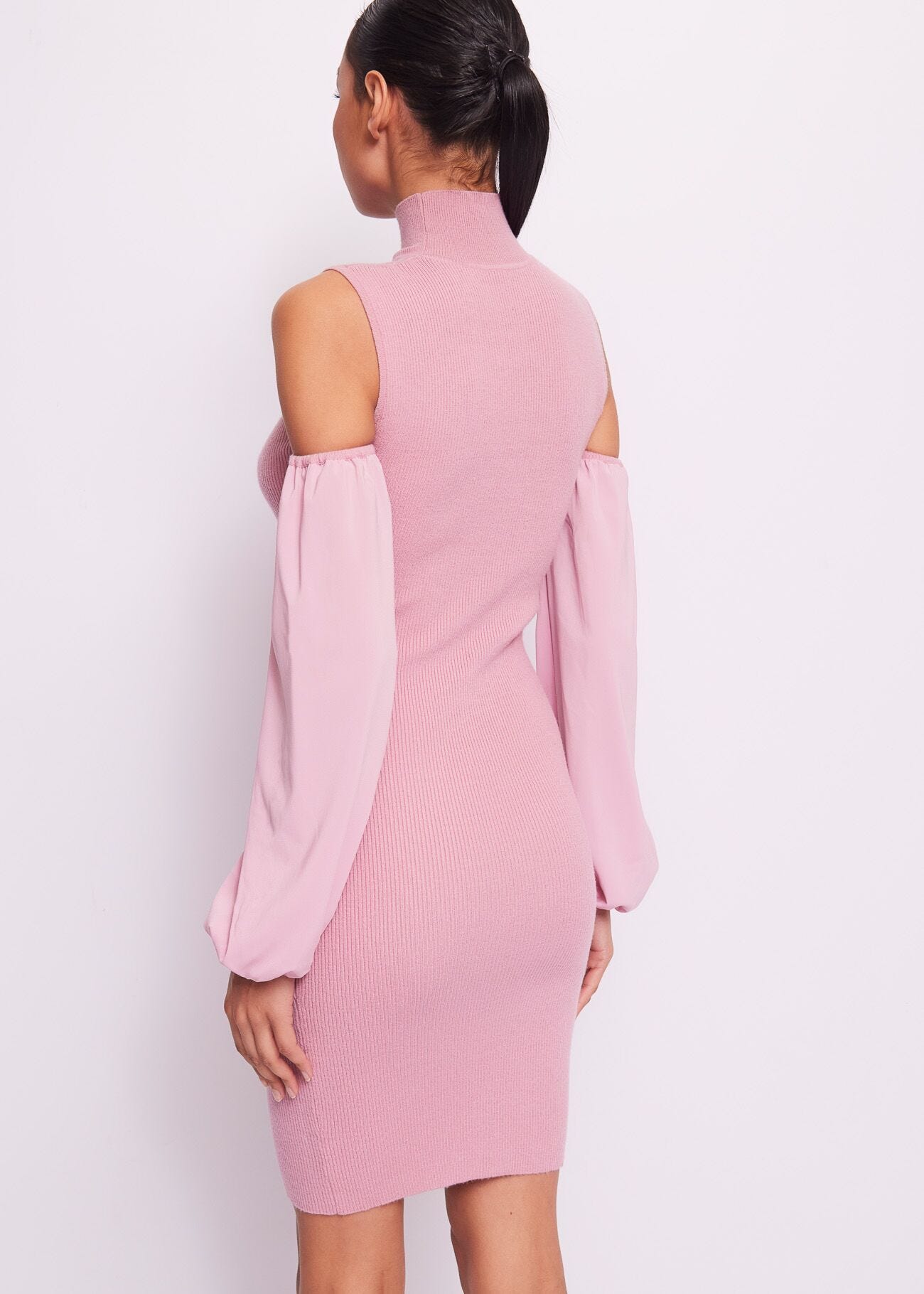 Abito rosa in maglia a costine