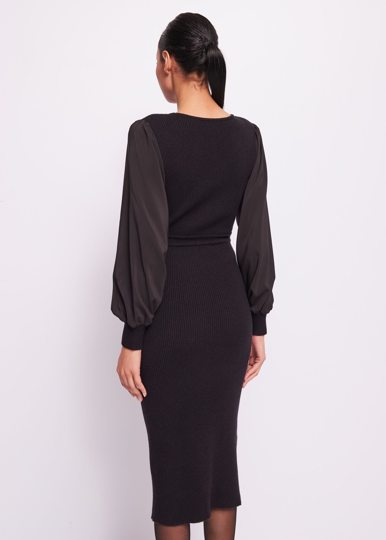 Vestido negro de punto