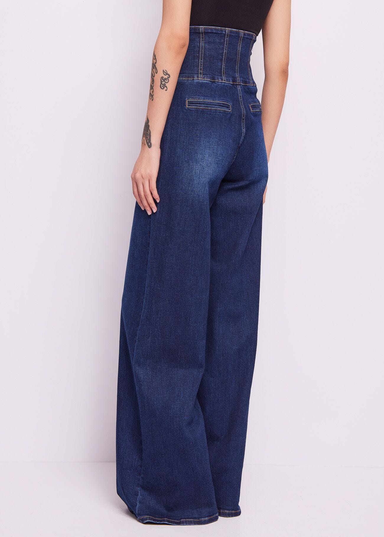 High-rise cotton-blend jeans