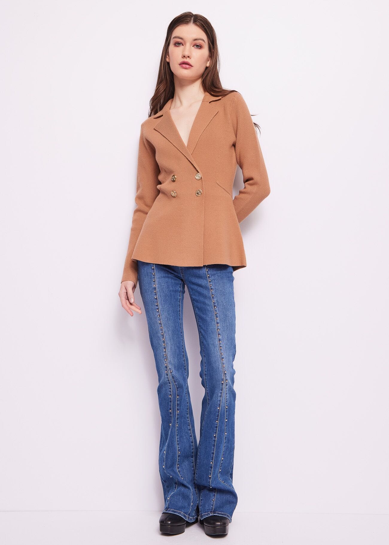 Brown knitted blazer