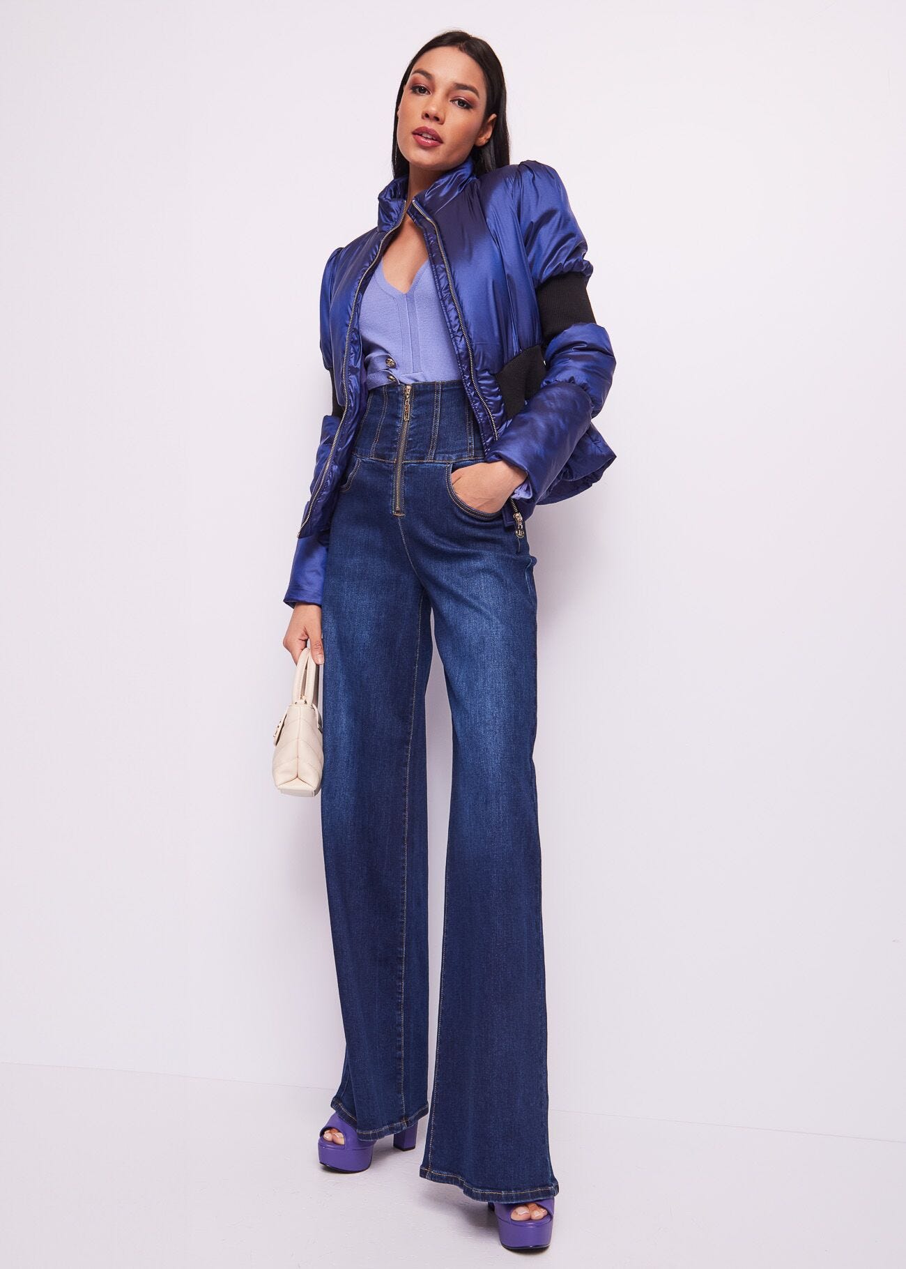Piumino corto in nylon blu