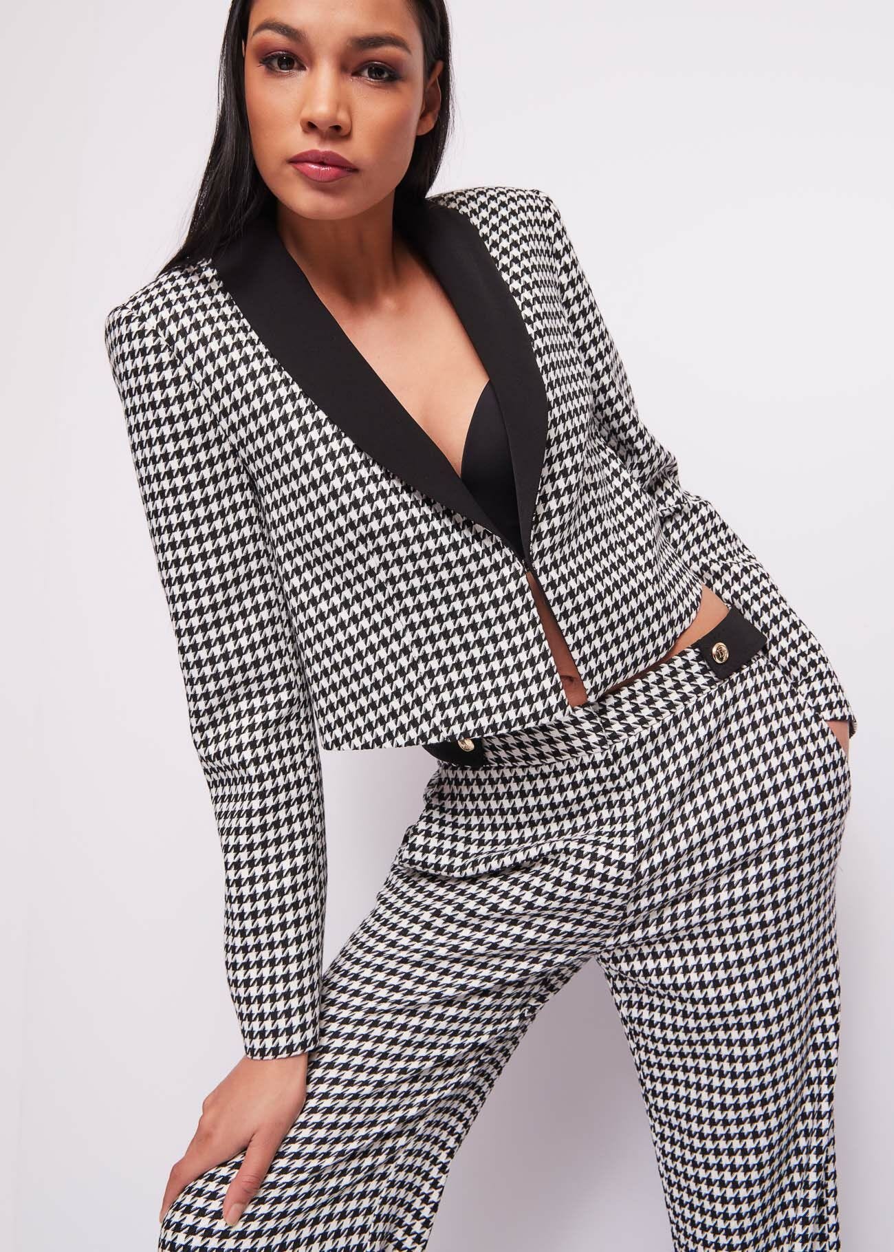 Cropped houndstooth blazer