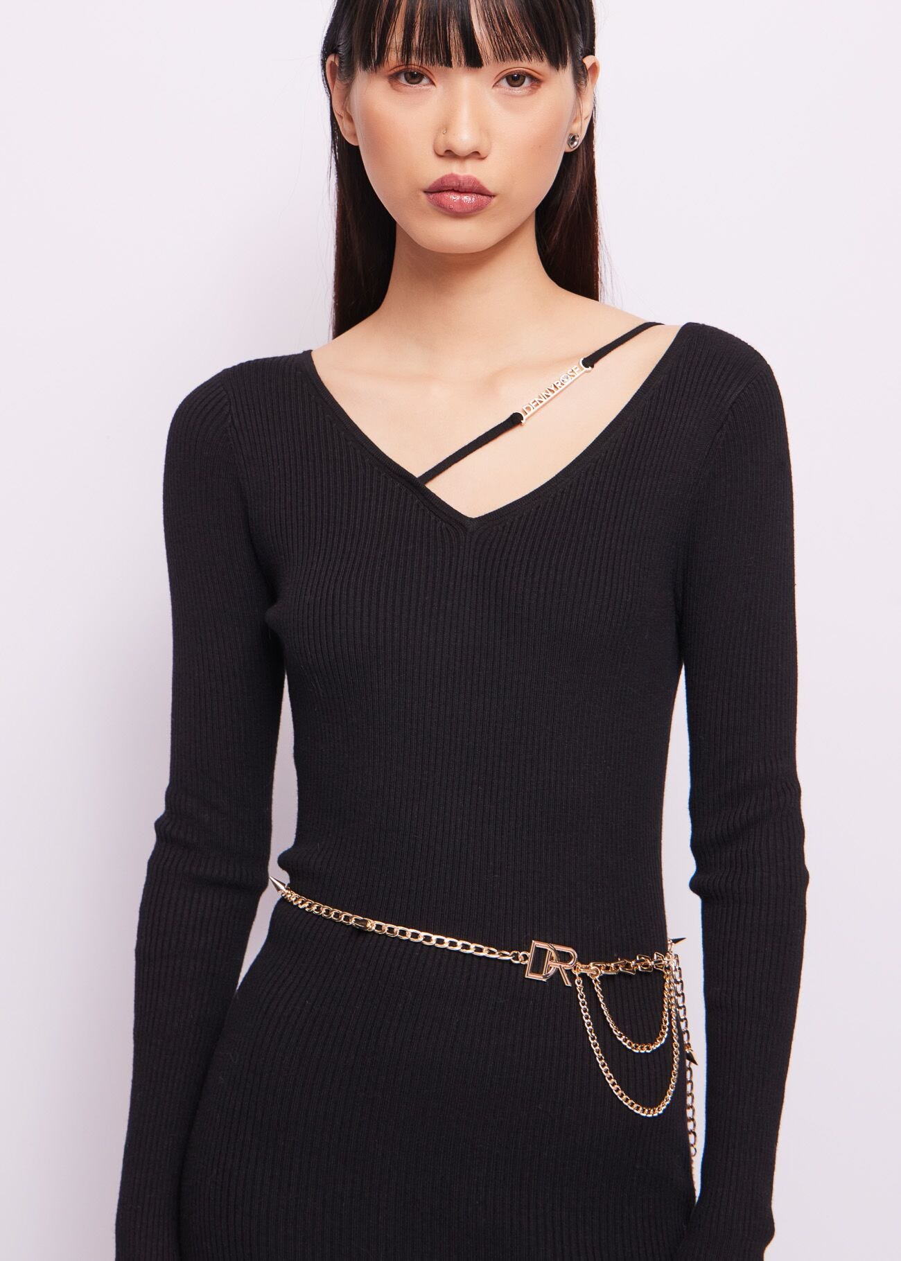 Chain belt with logo