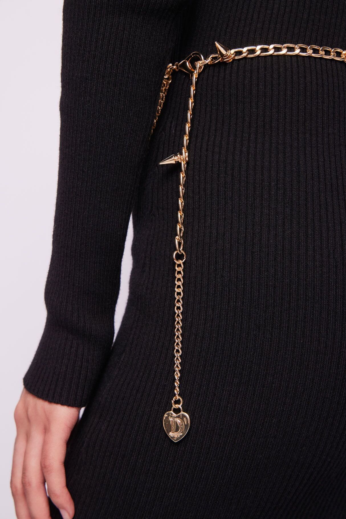 Chain belt with logo