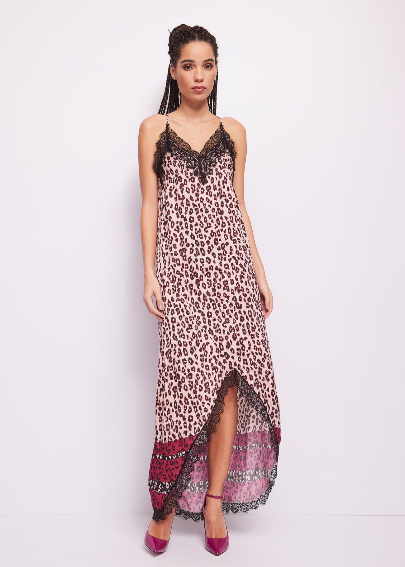 Abito lungo animalier in raso