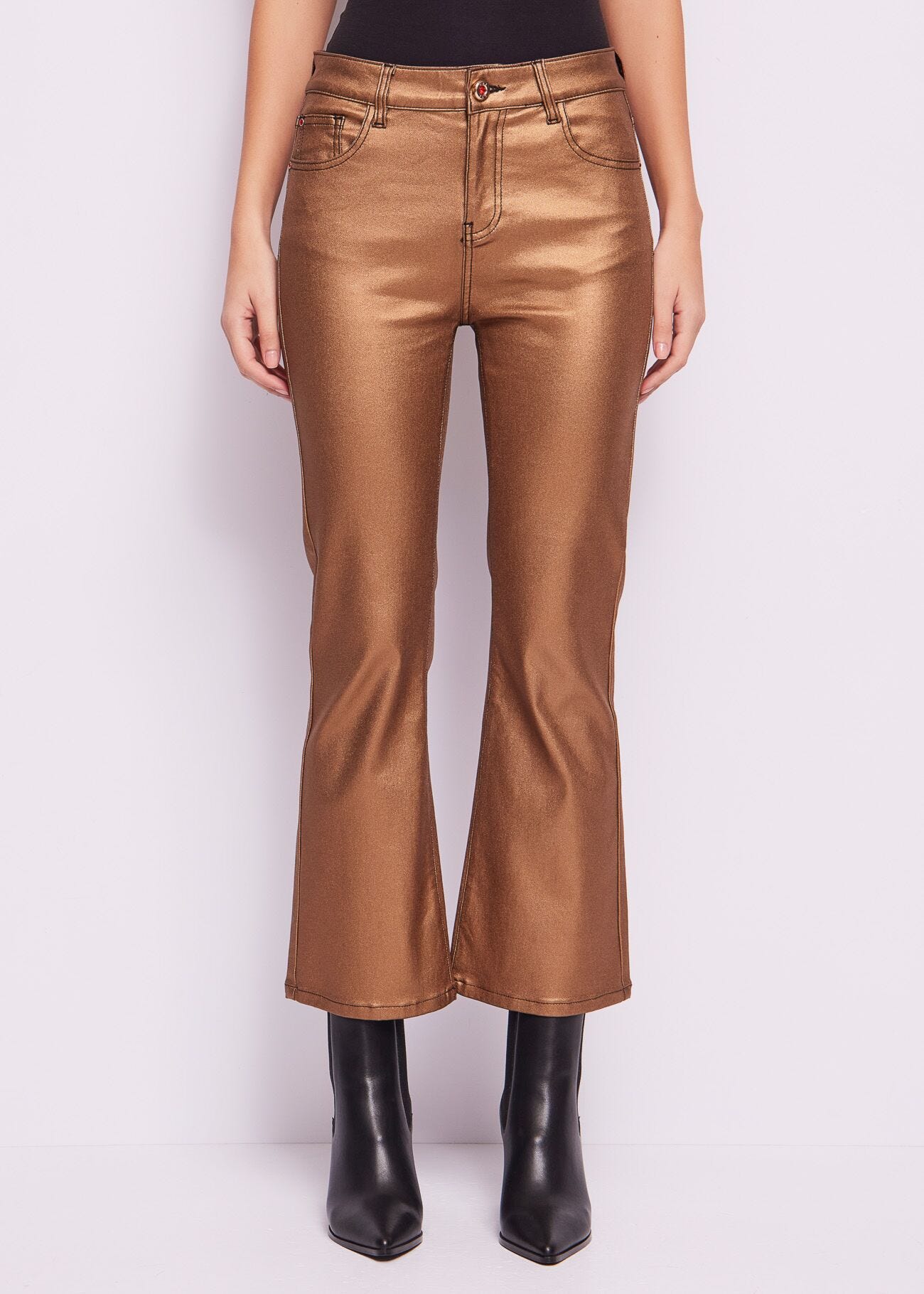 Flared Jeans in Laminated denim