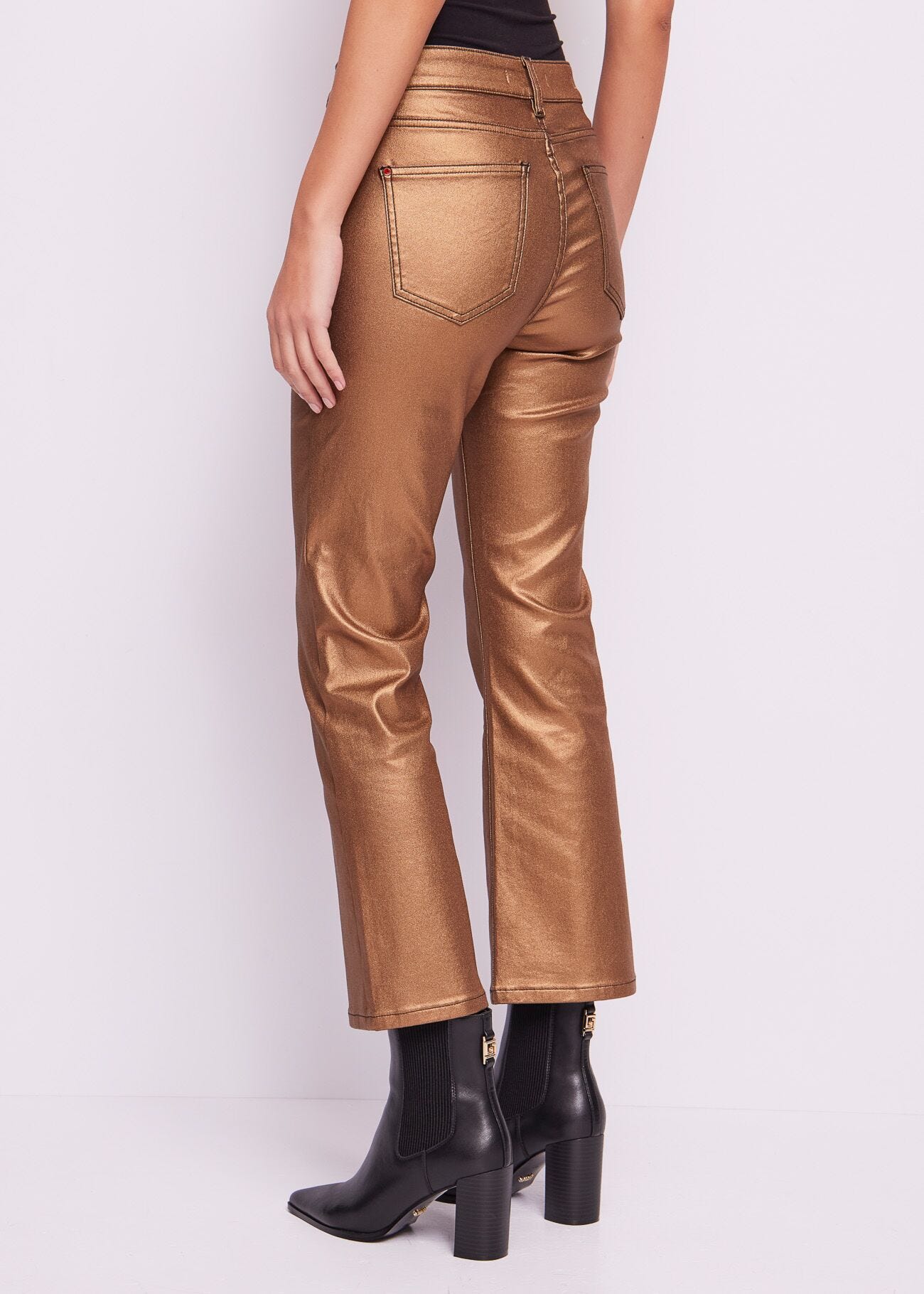 Flared Jeans in Laminated denim