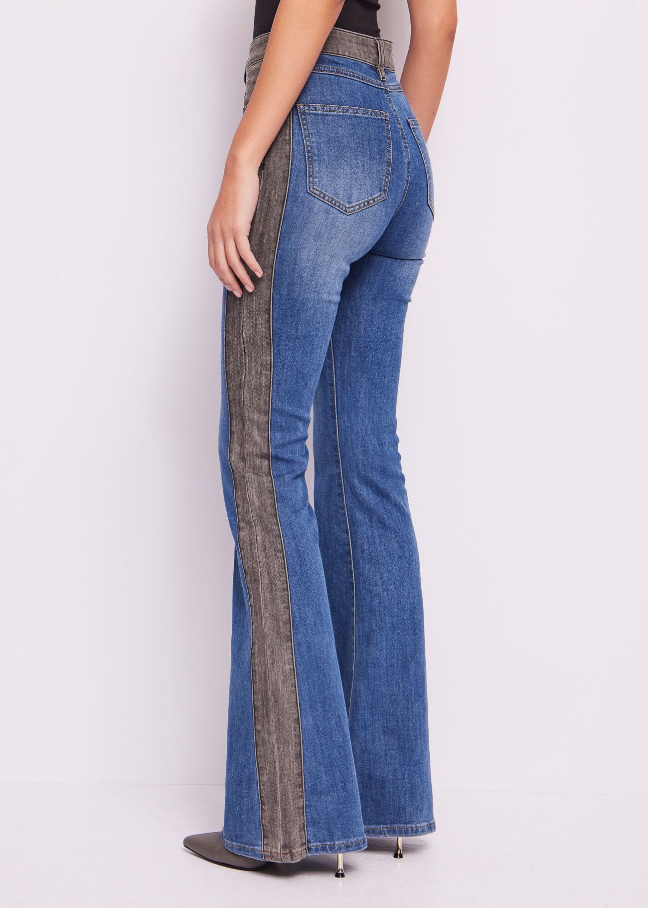 Flared Jeans in Cotton blend