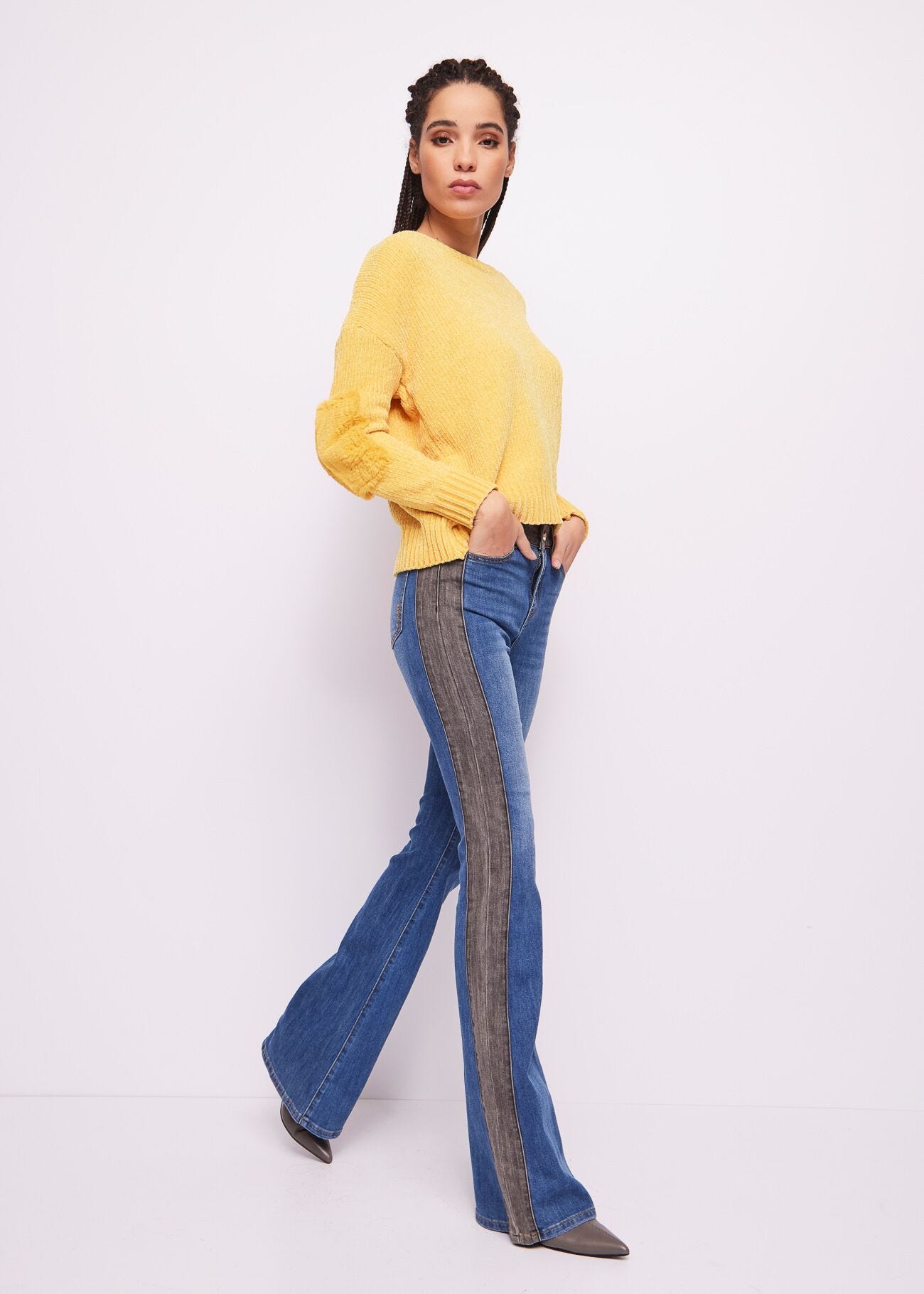 Flared Jeans in Cotton blend