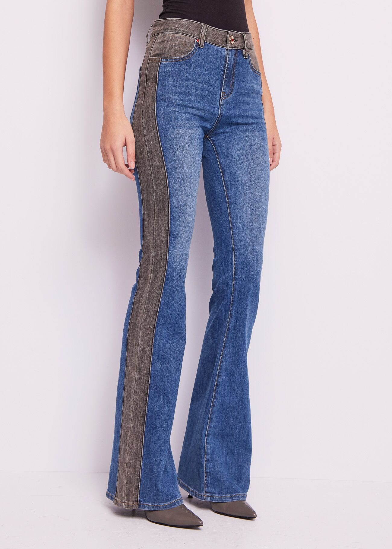 Flared Jeans in Cotton blend