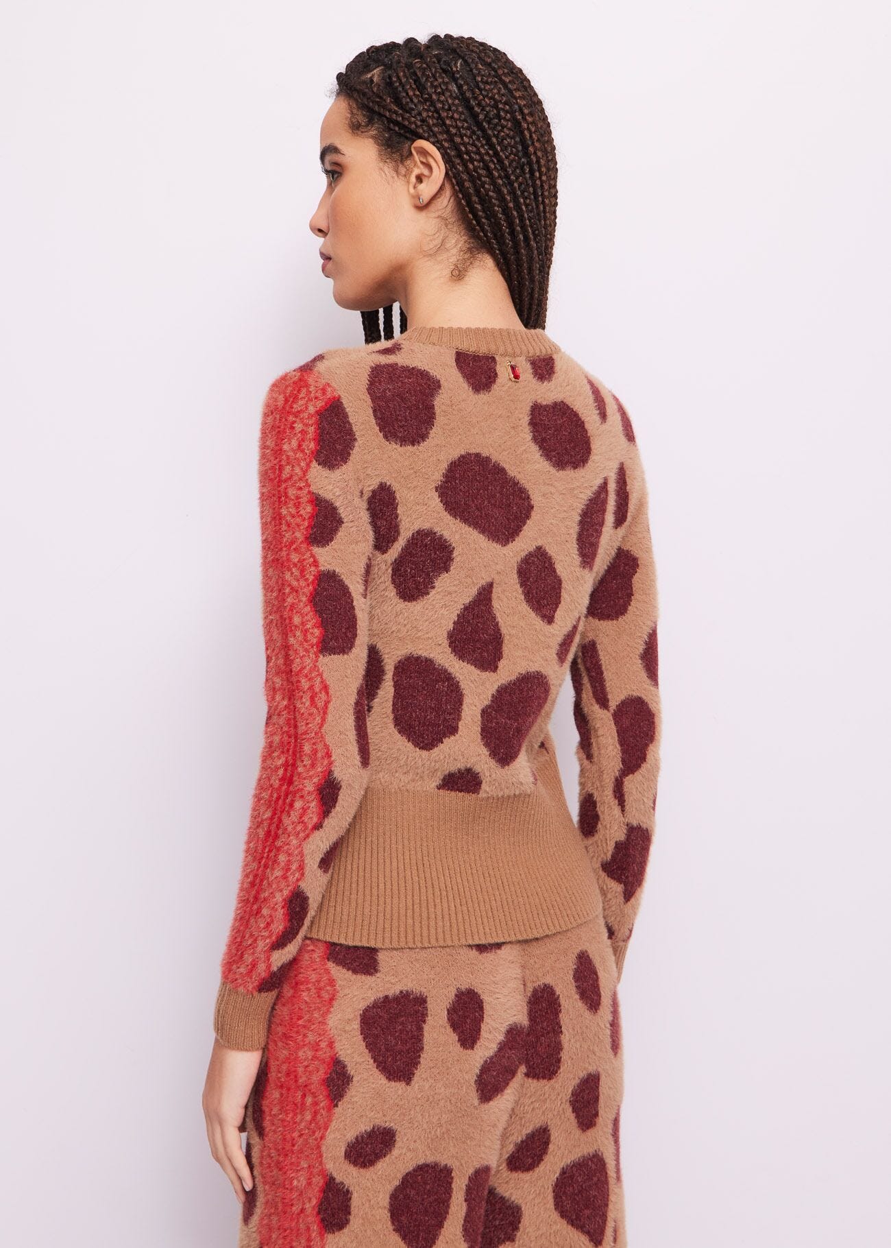 Animal-pattern jacquard jumper