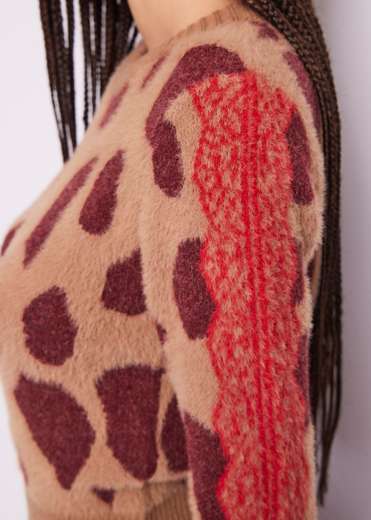 Animal-pattern jacquard jumper