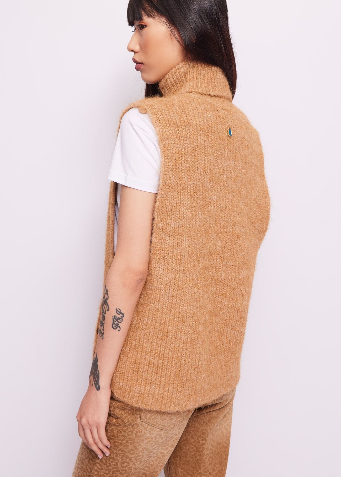 Turtle neck jumper in wool blend